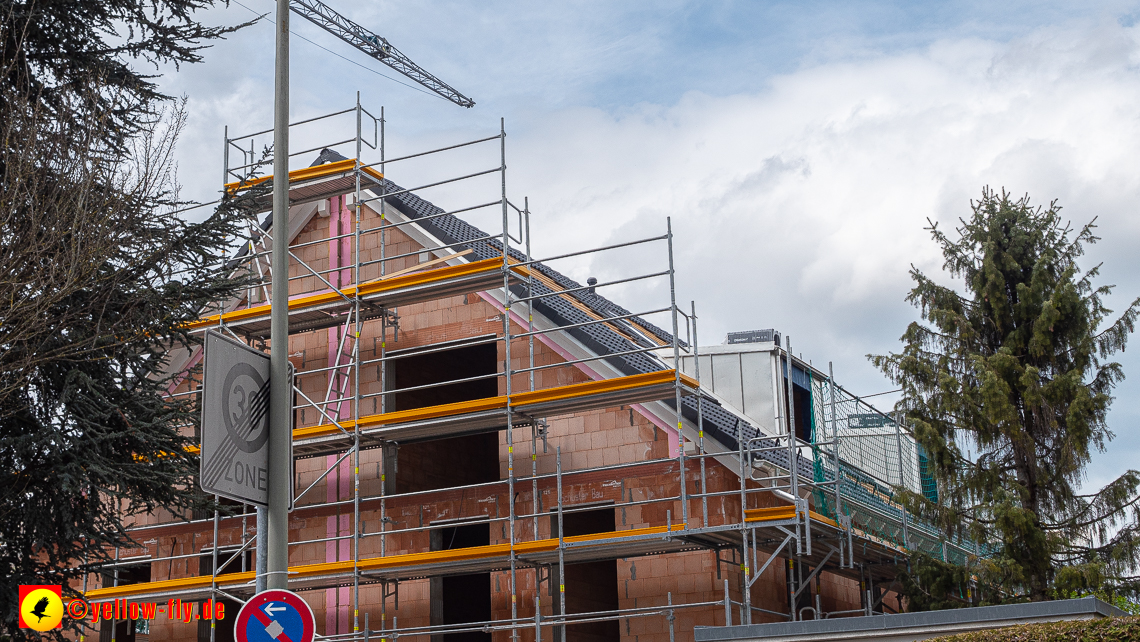 27.04.2023 - Burgfotos von der Baustell Niederalmstraße 16 in Neuperlach